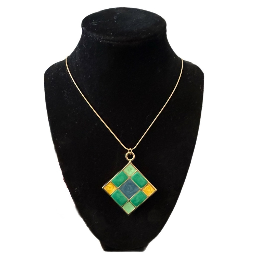 Vintage Women’s Gold Tone Enamel Pendant Coastal Blue Retro Chic Snake Chain 24”